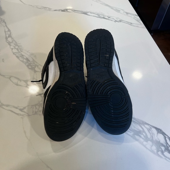 Nike dunks - Picture 3 of 3